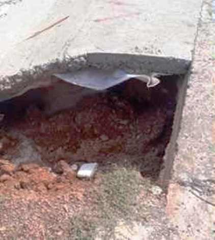 Đê biển Quảng Trị sạt lở nghiêm trọng ảnh 1