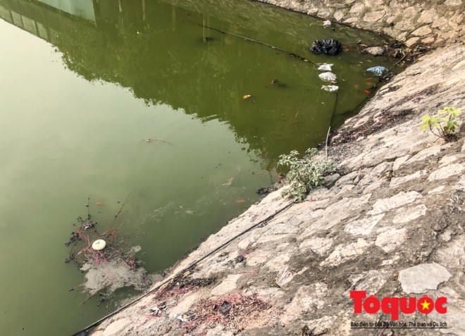 Hà Nội: Hồ Văn Quán ô nhiễm nghiêm trọng những ngày giáp Tết ảnh 9