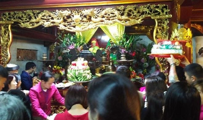 Hơn 1 vạn người thành kính dâng hương hướng về đất Tổ nhân dịp đầu xuân mới ​ ảnh 8