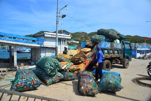 Khánh Hòa: 'Đảo Ngọc' Bình Ba... ngập rác ảnh 6