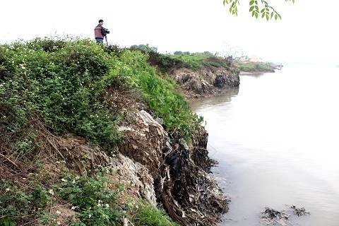 Hải Dương: Phát hiện điểm chôn lấp trái phép hàng chục nghìn mét khối rác thải ảnh 2