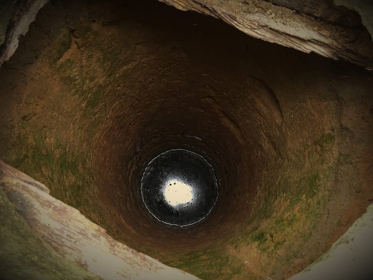 Hà Tĩnh: Phát hiện dầu diesel rò rỉ chảy theo mạch nước ngầm ảnh 4