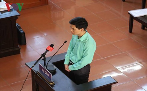 Bệnh viện 'khoác áo' lãnh đạo lên vai BS Hoàng Công Lương sau sự cố? ảnh 1