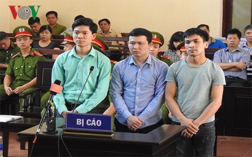 Hôm nay, Toà tuyên án với BS Hoàng Công Lương và 2 bị cáo vụ chạy thận ảnh 1