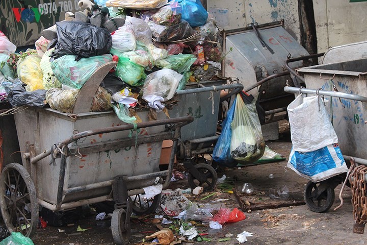 Môi trường sống ô nhiễm nặng, Hà Nội có nguy cơ bùng phát dịch bệnh ảnh 11