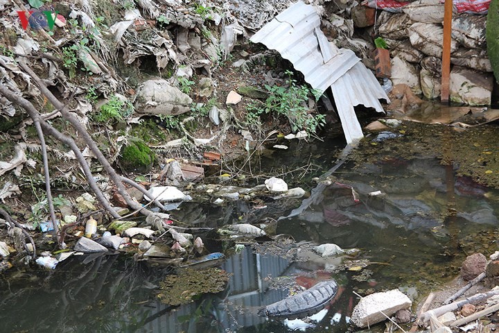 Môi trường sống ô nhiễm nặng, Hà Nội có nguy cơ bùng phát dịch bệnh ảnh 7