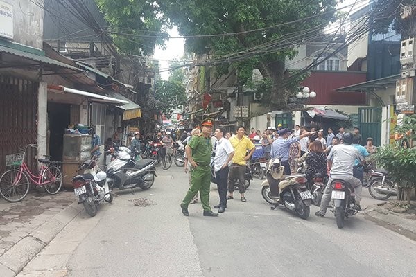 Động đất ở Hà Nội, chung cư cao tầng rung lắc ảnh 1