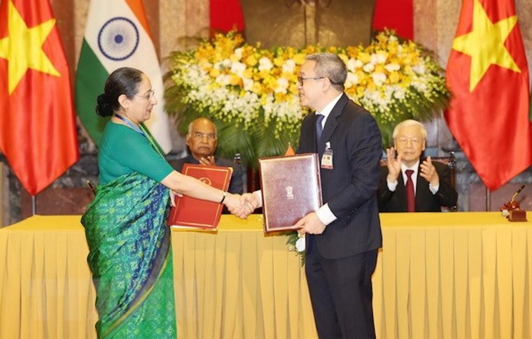 Tổng thống Ấn Độ: Tình cảm của người dân Việt đã chạm đến trái tim tôi ảnh 1