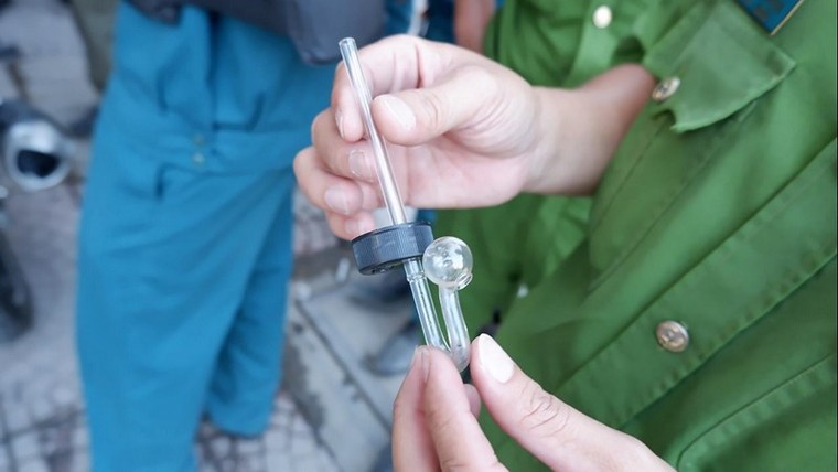 TP.HCM: Phát hiện 4 tài xế container dương tính với ma túy, dùng bằng giả ảnh 2