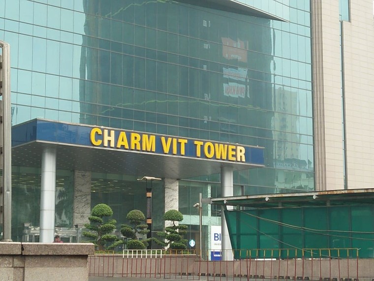 Vụ doanh nghiệp tố bị chủ toà nhà Charmvit Tower ‘bức tử’: Nghi vấn có sự chỉ đạo từ tập đoàn cấp trên? ảnh 1