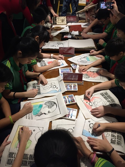 “Chân dung Hồ Chí Minh - Góc nhìn từ tranh cổ động”: Những câu chuyện xúc động ảnh 5