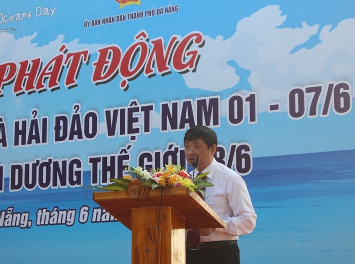Đà Nẵng: 2.000 người ra quân vệ sinh bãi biển ảnh 1