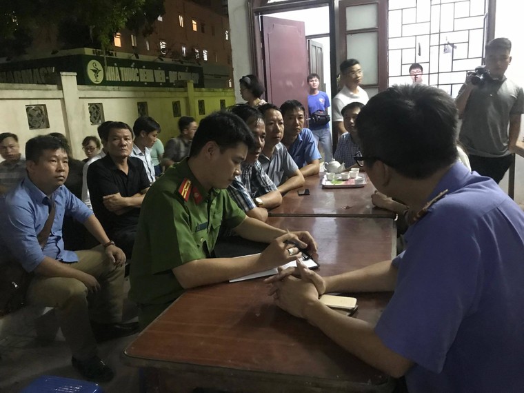 Vụ trường Gateway: Chủ tịch Hà Nội yêu cầu truy trách nhiệm, nhà trường ra thông báo mập mờ ảnh 2