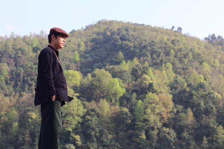 Hoạ sĩ Hoàng A Sáng: Được vẽ mỗi ngày là một ân huệ, sự may mắn của cuộc sống ban tặng ảnh 1