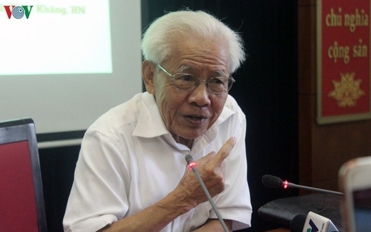 Bộ GD-ĐT sẵn sàng đối thoại về 'Chương trình thực nghiệm' ảnh 2