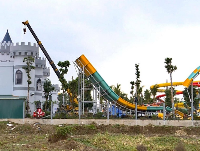 Cưỡng chế phá dỡ công viên nước Thanh Hà lớn nhất Hà Nội ảnh 1