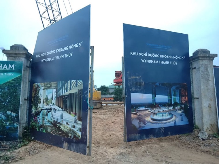 Ai 'chống lưng' cho Wyndham Thanh Thủy ngang nhiên sai phạm, chưa đủ điều kiện đã rao bán? ảnh 1