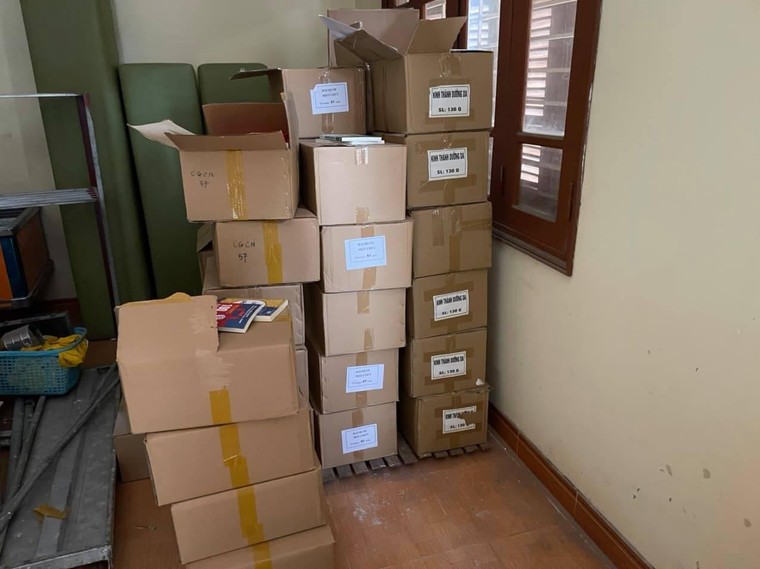 Triệt phá cơ sở tàng trữ hơn 40 nghìn cuốn sách lậu tại Hà Nội ảnh 8