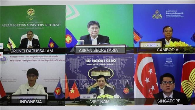 Hội nghị hẹp Bộ trưởng Ngoại giao ASEAN ảnh 1