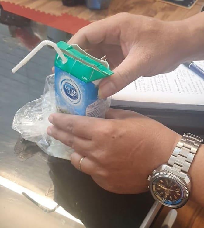 Vụ sữa Dutch Lady kém chất lượng: Khách hàng gửi đơn phản ánh đến Bộ Công Thương ảnh 1