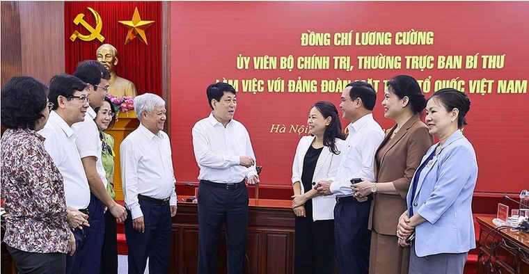 Mặt trận Tổ quốc Việt Nam là gốc rễ của dân chủ, nền tảng phòng chống tham nhũng, lãng phí, tiêu cực ảnh 1