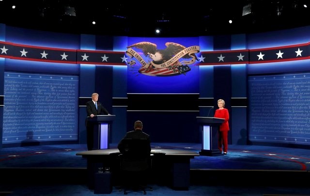 100 triệu lượt người xem Trump đấu khẩu với Clinton ảnh 1