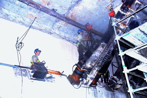 Cận cảnh Metro đầu tiên dưới lòng đất... Sài Gòn ảnh 21