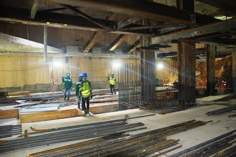 Cận cảnh Metro đầu tiên dưới lòng đất... Sài Gòn ảnh 14