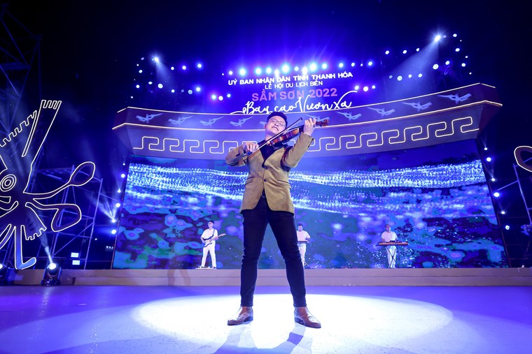 Yanbi sẽ “đốt cháy” đêm nhạc Sun Fest thứ 4 tại Sầm Sơn tối 21/5 ảnh 3