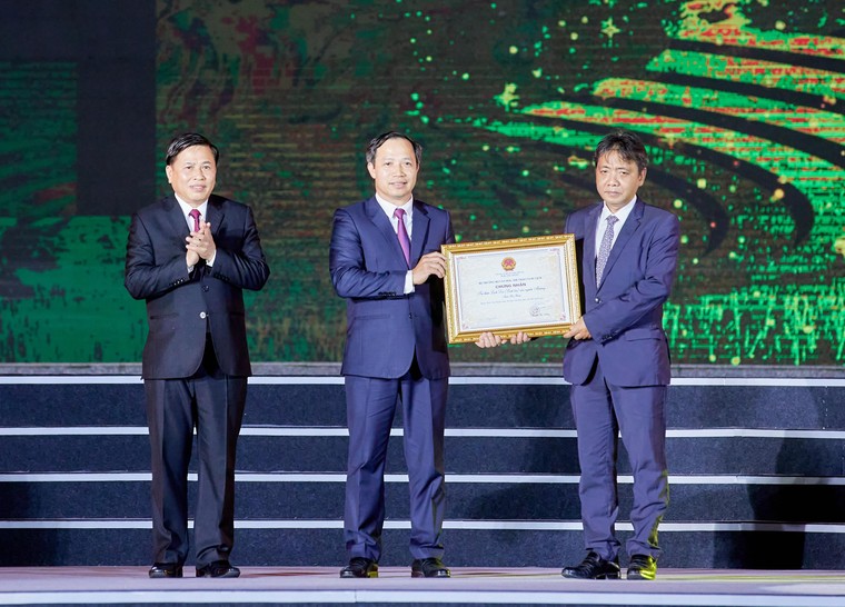 Trải nghiệm không gian văn hóa đặc sắc trong đêm nghệ thuật “Hòa Bình – Thanh âm xứ Mường” ảnh 1