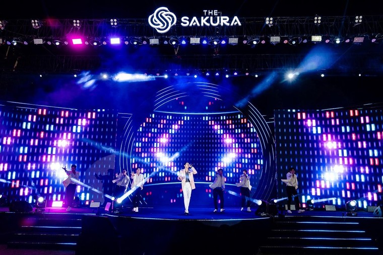 “Cơn mưa quà tặng” tại sự kiện tri ân khách mua căn hộ The Sakura ảnh 4