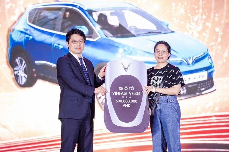 “Cơn mưa quà tặng” tại sự kiện tri ân khách mua căn hộ The Sakura ảnh 5