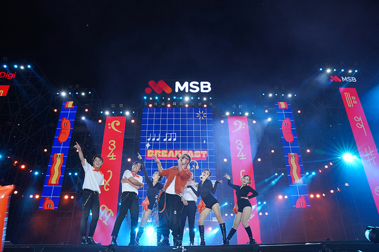 Cùng giới trẻ bùng nổ cảm xúc tại đại nhạc hội “Bật chất Gen Digi” của MSB ảnh 3