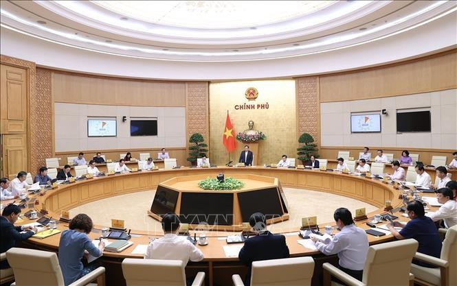 Thủ tướng: Phản ứng chính sách phải kịp thời, chính xác, hiệu quả hơn nữa ảnh 1