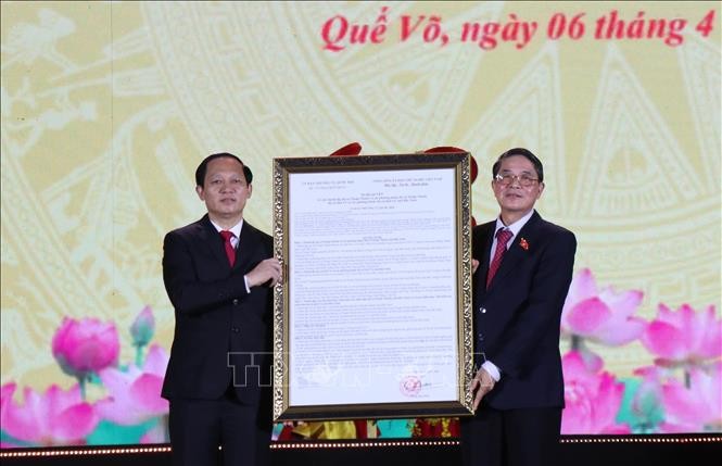 Công bố nghị quyết thành lập thị xã Quế Võ ảnh 1