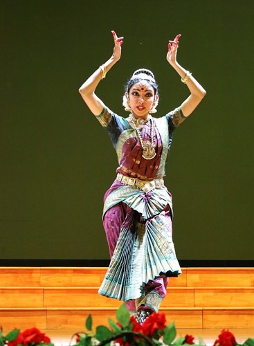Giao lưu văn hóa múa cổ điển Ấn Độ Bharatnatyam ảnh 1