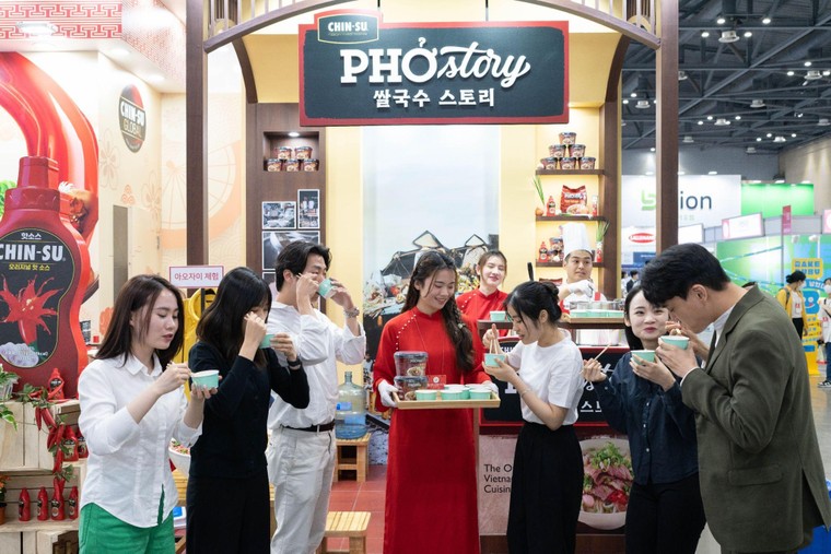 Lần đầu tiên ra mắt, hương vị Phở Story chiếm trọn cảm tình người Hàn ảnh 1