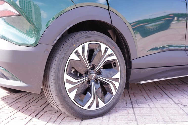 VF 6 mở bán, khách hàng “xuýt xoa” với những ưu đãi mới ảnh 2