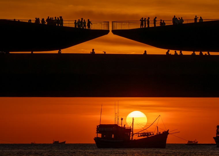 Cầu Hôn tại Phú Quốc được CNN ca ngợi ngay sau khi khai trương ảnh 1