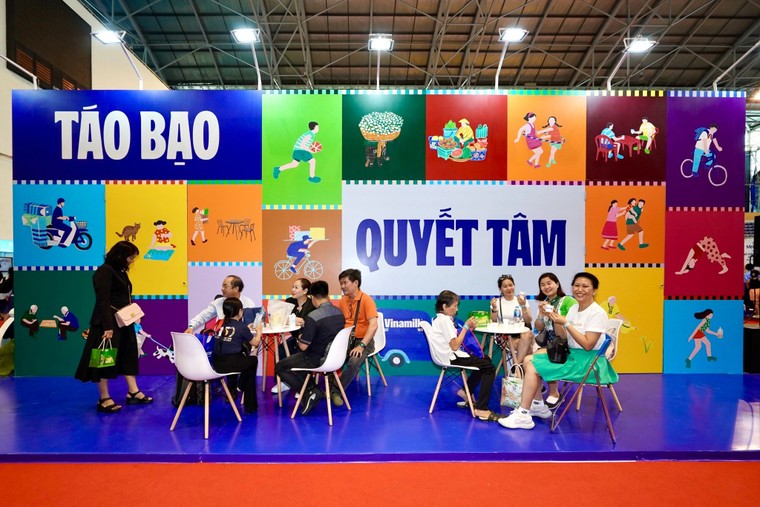 Vinamilk tạo nhiều dấu ấn tại Triển lãm quốc tế ngành sữa 2024 ảnh 1