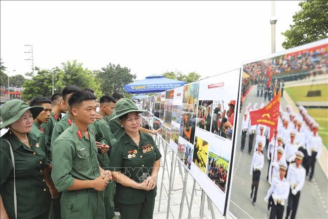 Nhiều hoạt động văn hóa ý nghĩa mừng Quốc khánh 2/9 ảnh 2