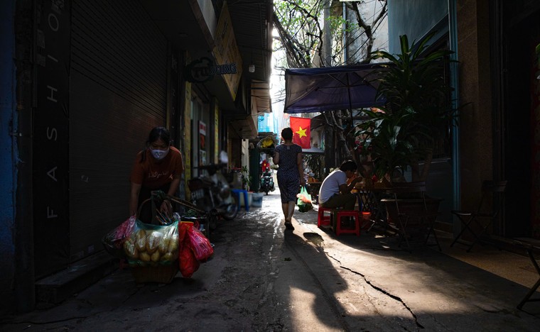 Có một Hà Nội bình dị qua ống kính NSƯT Chiều Xuân ảnh 3