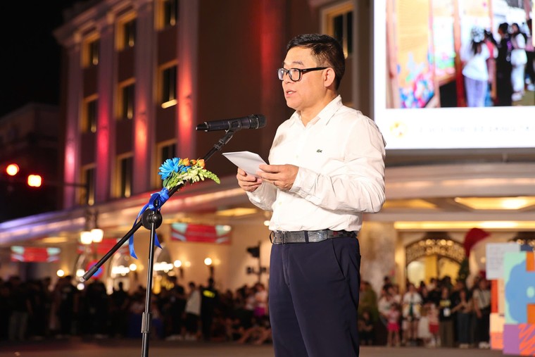 Lễ hội Thiết kế Sáng tạo Hà Nội 2024: Khép lại bữa tiệc văn hóa đa sắc màu ảnh 1