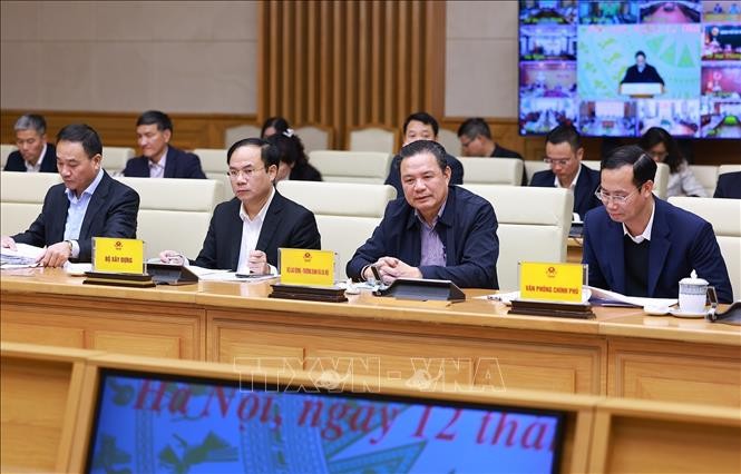 Thủ tướng: Làm với tất cả trái tim, khối óc vì người nghèo đang phải ở nhà tạm, dột nát ảnh 3