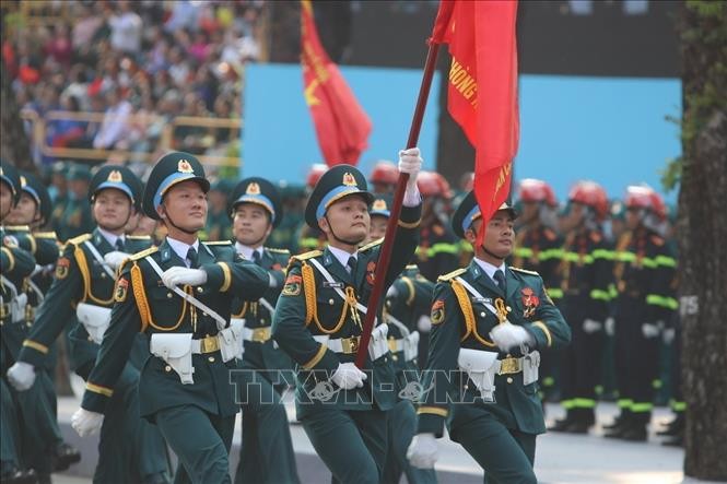 Lễ diễu binh, diễu hành kỷ niệm 50 năm Ngày Giải phóng miền Nam, thống nhất đất nước ảnh 10