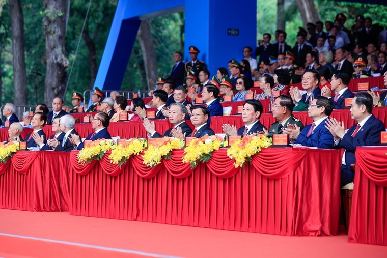 Kỷ niệm trọng thể 50 năm Giải phóng miền Nam, thống nhất đất nước ảnh 8