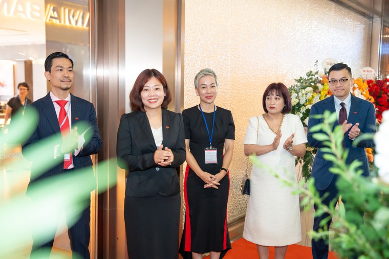 Ra mắt Techcombank Private Lounge - Phòng chờ sân bay đẳng cấp nâng tầm trải nghiệm cùng tinh hoa văn hoá ảnh 3