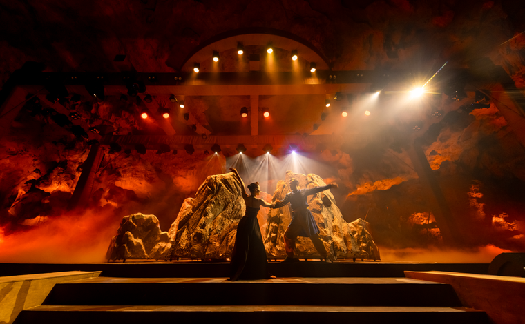 Hang Ngọc Rồng - Tiên phong mở lối cho mô hình du lịch di sản sáng tạo ảnh 1