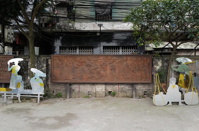 Tu bổ cặp phù điêu Nông nghiệp – Ngư nghiệp: Chứng tích của nền mỹ thuật hiện đại ảnh 3