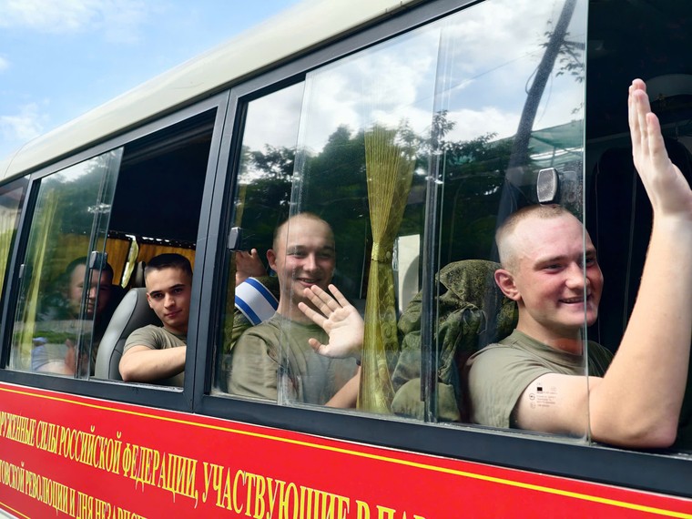 Nghĩa tình quân dân xúc động giữa ngày hội lớn của non sông ảnh 9